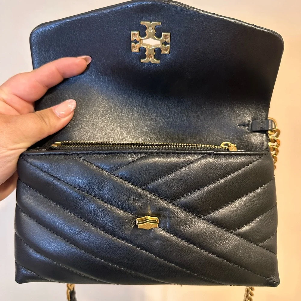 TORY BURCH Kira Chevron Quilted Leather Wallet on a Chain